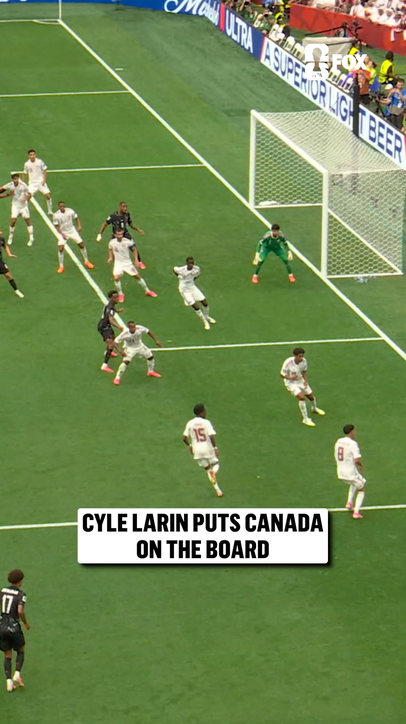 Cyle Larin pounced on the rebound to put Canada up 1-0 on Qatar 🇨🇦