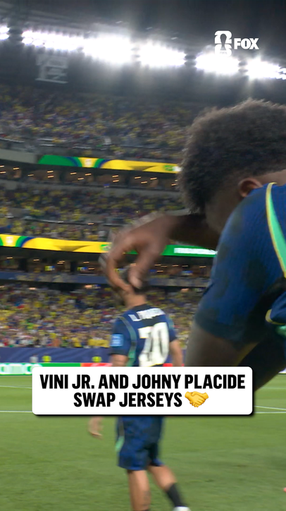 Vini Jr. and Johny Placide share a FIFA World Cup moment 🤝