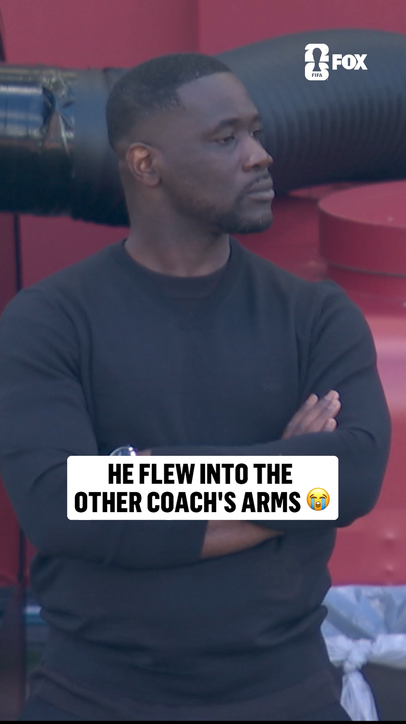 An AMAZING celly from Ivory Coast head coach Emerse Faé 🇨🇮