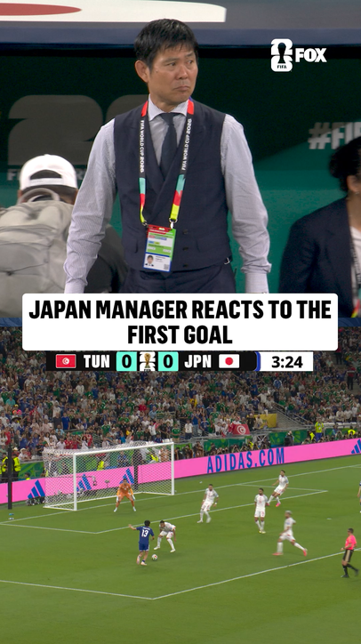 Hajime Moriyasu applauds his team's first goal of the night 👏