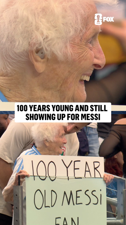 Messi has fans of every generation 👏