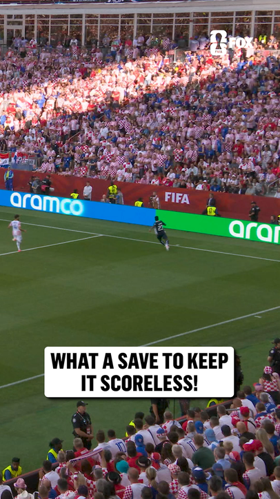 Panama was SO CLOSE to finding the opener against Croatia, but it's a brilliant save by Livakovic!
