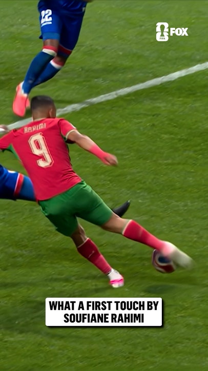 Soufiane Rahimi gets a deflection in front but still finds the back of the net 🇲🇦