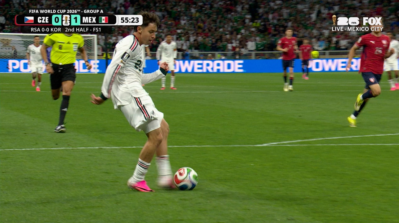 Mateo Chávez slots it past the keeper to put Mexico in front of Czechia | 2026 FIFA World Cup™