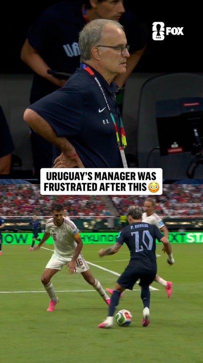Marcelo Bielsa wasn't pleased on this play from his team