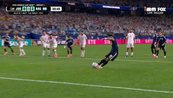 Lautaro Martínez converts penalty to extend Argentina's lead over Jordan | 2026 FIFA World Cup™