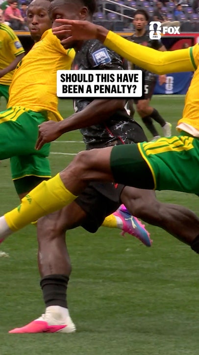 No penalty was given after this challenge on Richie Laryea