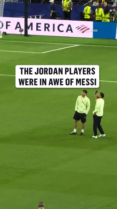 Even the Jordan players had a fan moment for Messi