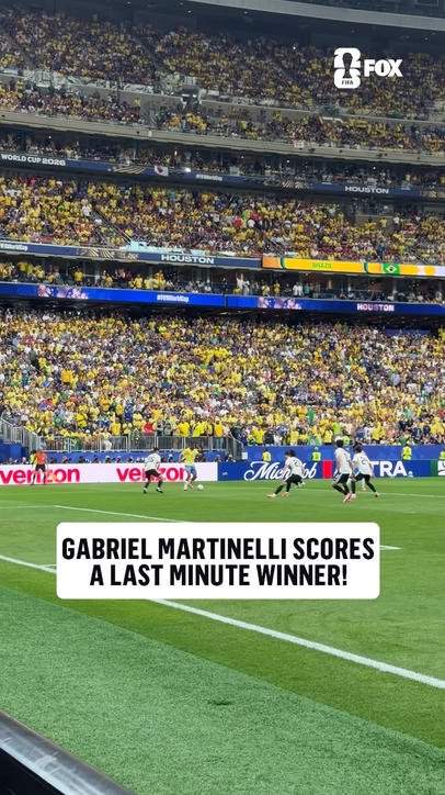 This view of the Gabriel Martinelli goal and celebration is incredible 🤯