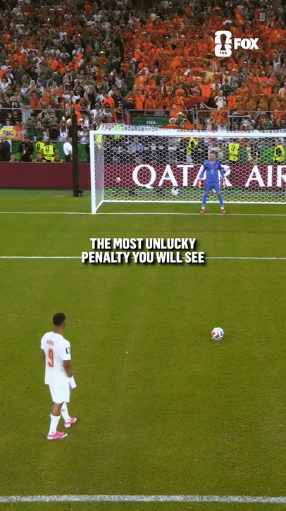The goalkeeper had it… then he didn't 👀