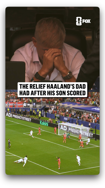 Alf-Inge Haaland with a sigh of relief after Erling's go-ahead goal for Norway 🇳🇴