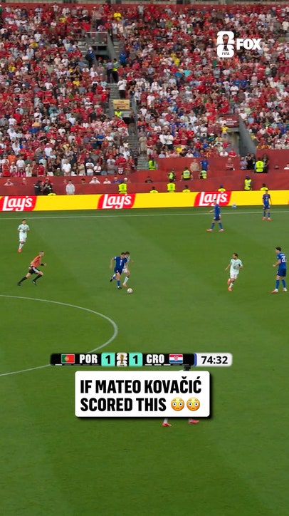 Diogo Costa laid all the way out to prevent this one from going in 😳