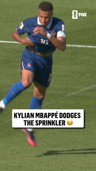 Kylian Mbappé showing off even during the hydration break
