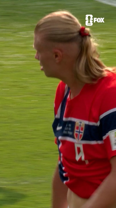 A Haaland BRACE to send Norway in the Quarterfinals 🇳🇴