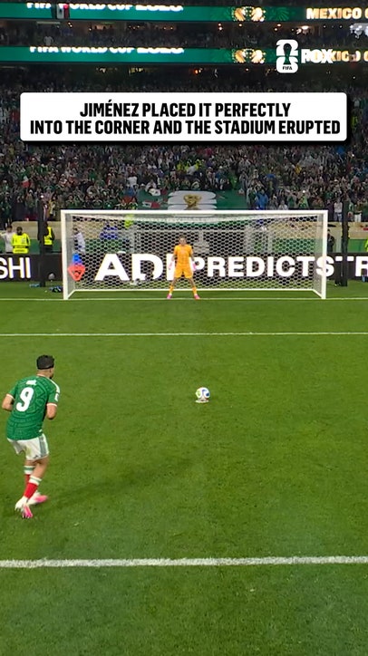 Raul Jiménez delivers from the spot to bring Mexico within one 👀