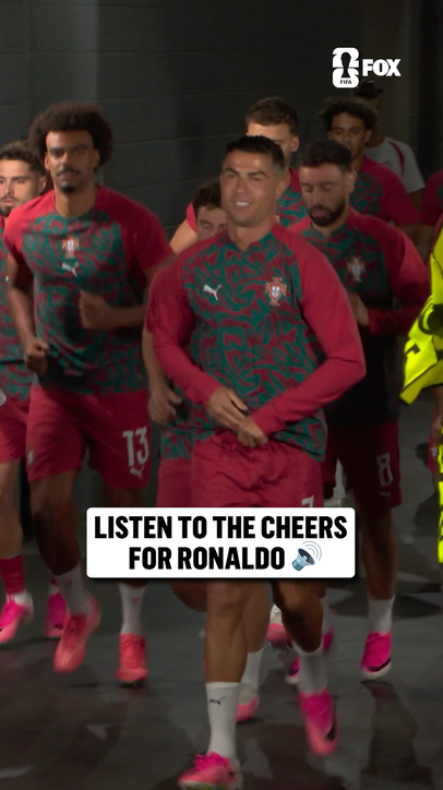 A loud roar at Dallas Stadium as Ronaldo and Portugal take the field for warmups 🇵🇹