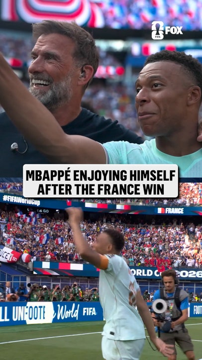 Kylian Mbappé shares a moment with Jürgen Klopp and celebrates with fans following France's Quarterfinal win 🇫🇷