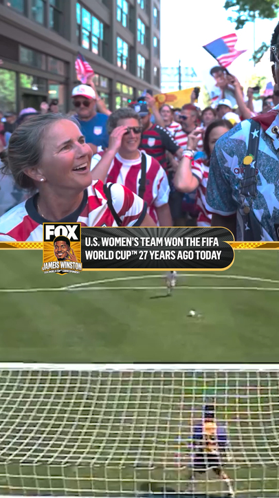 Jameis had to show some love to legendary USWNT star and FIFA Women's World Cup champion Brandi Chastain 🇺🇸