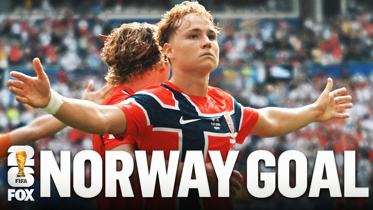Norway's Andreas Schjelderup puts it in the top corner to take lead vs England | 2026 FIFA World Cup™