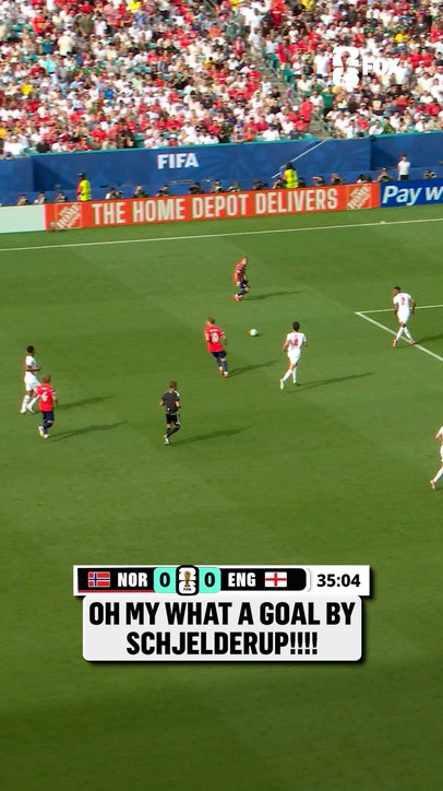 An ABSOLUTE BEAUTY from Andreas Schjelderup to give Norway the lead over England 😱