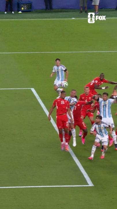 One of the smallest players on the pitch rose to the occasion for Messi's set piece 💫