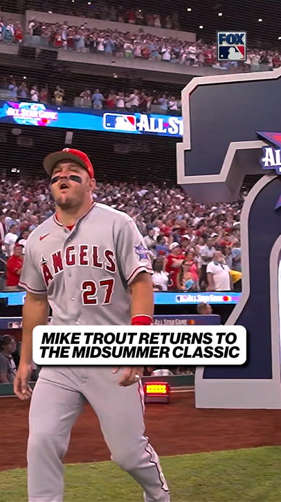A nice cheer for Mike Trout as he makes his return to the All-Star Game! ⚾️