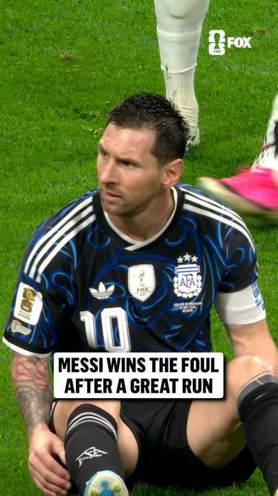 Tensions rise once again between England and Argentina after this beautiful run by Messi