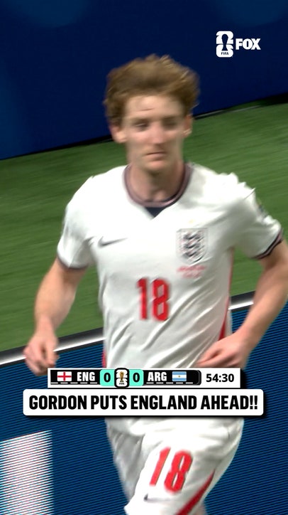 GOOOOAAL! ANTHONY GORDON GIVES ENGLAND THE LEAD OVER ARGENTINA IN THE SEMIFINALS 🏴