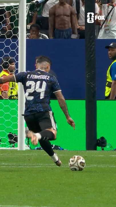 A BEAUTY FROM OUTSIDE THE BOX FOR ENZO FERNÁNDEZ 🇦🇷