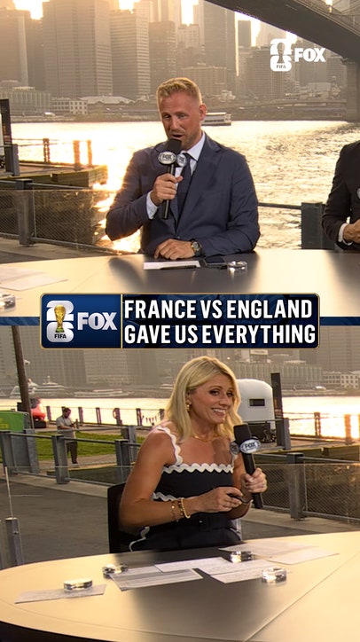 Kasper Schmeichel reacts to the WILD Bronze Final between France and England 🍿