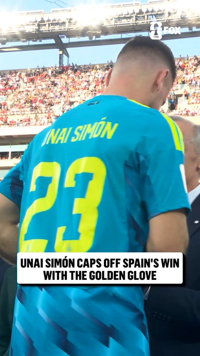 Unai Simón wins the Golden Glove as the best goalkeeper at the 2026 FIFA World Cup.