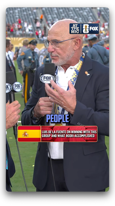 Spain manager Luis de la Fuente spoke with Javier Hernández and Landon Donovan after La Roja won its first Men's FIFA World Cup title since 2010 🏆