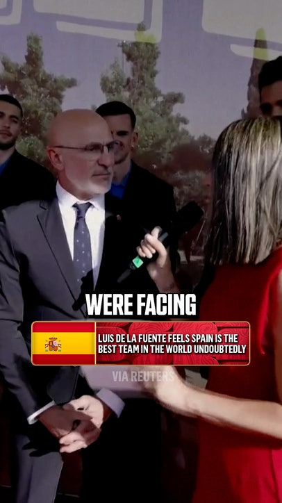Spain manager Luis de la Fuente and his team are on top of the world after winning the FIFA World Cup Final 🇪🇸