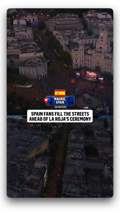 The amount of Spain fans at the parade in Madrid 🤯