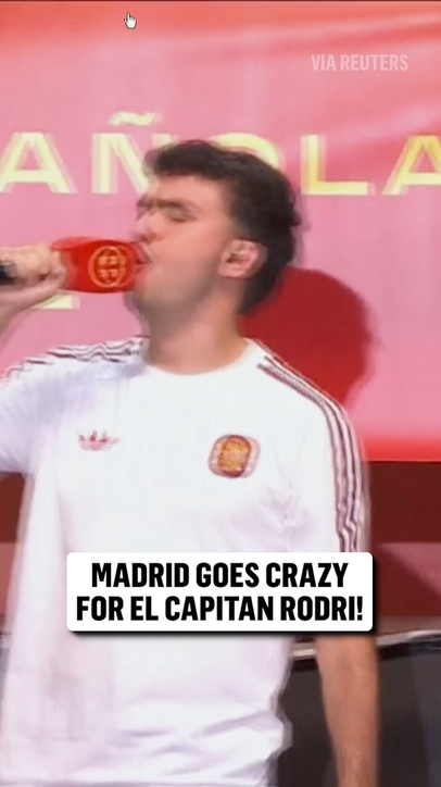Great scenes as Rodri takes the stage in Spain's Victory Parade in Madrid 🔊