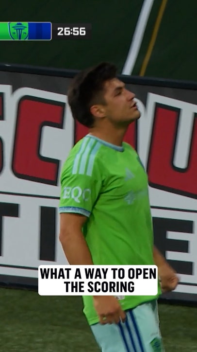 Seattle takes the lead thanks to a long-range finish from Kalani Kossa-Rienzi 🚀
