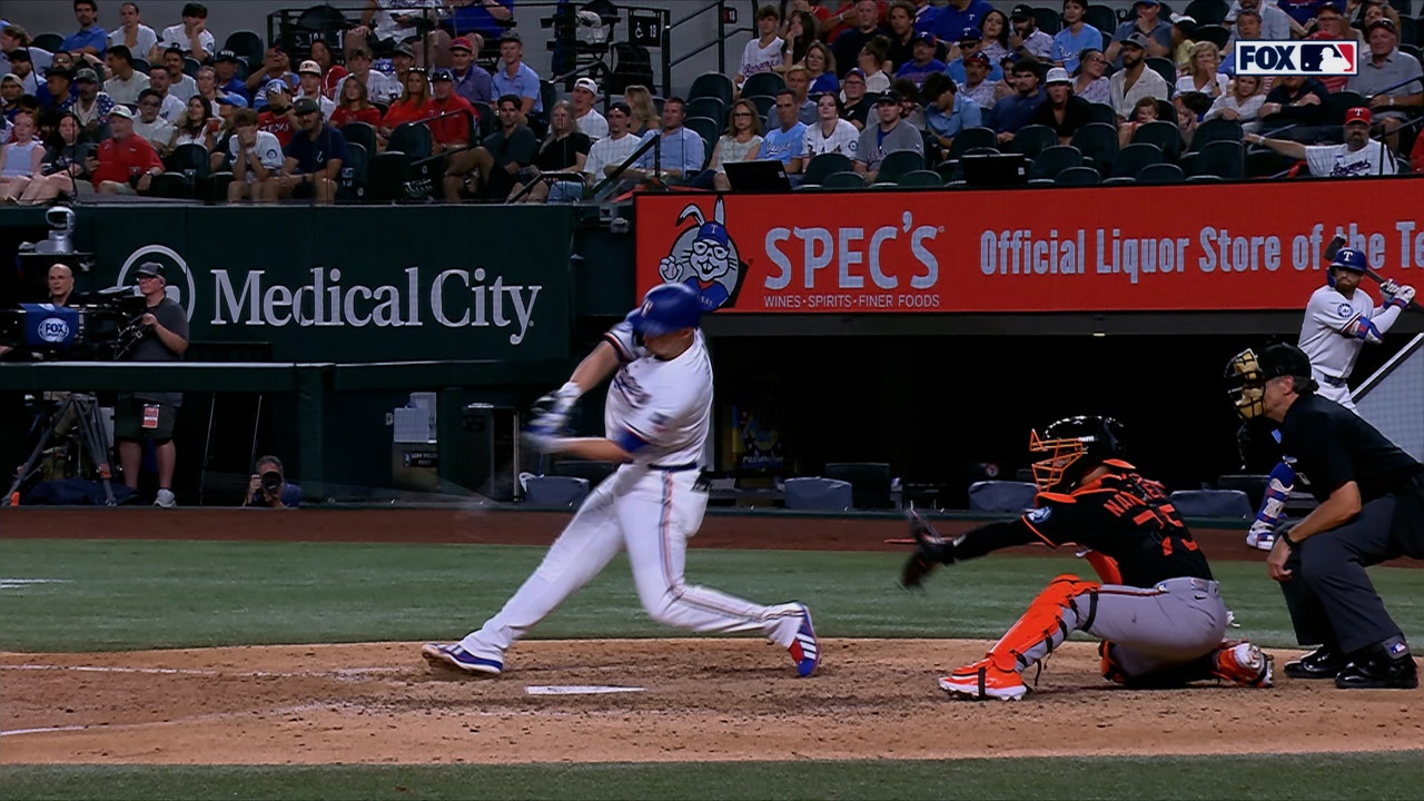 Corey Seager hits three-run home run to extend Rangers lead over Orioles