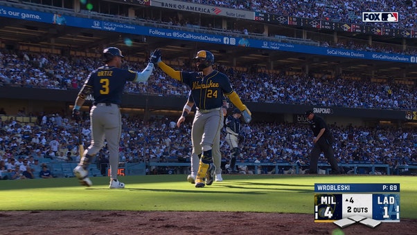 William Contreras hits two-run home run extending Brewers lead over Dodgers