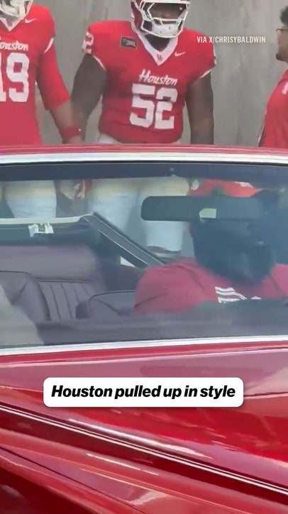 Now THIS is how you make an entrance