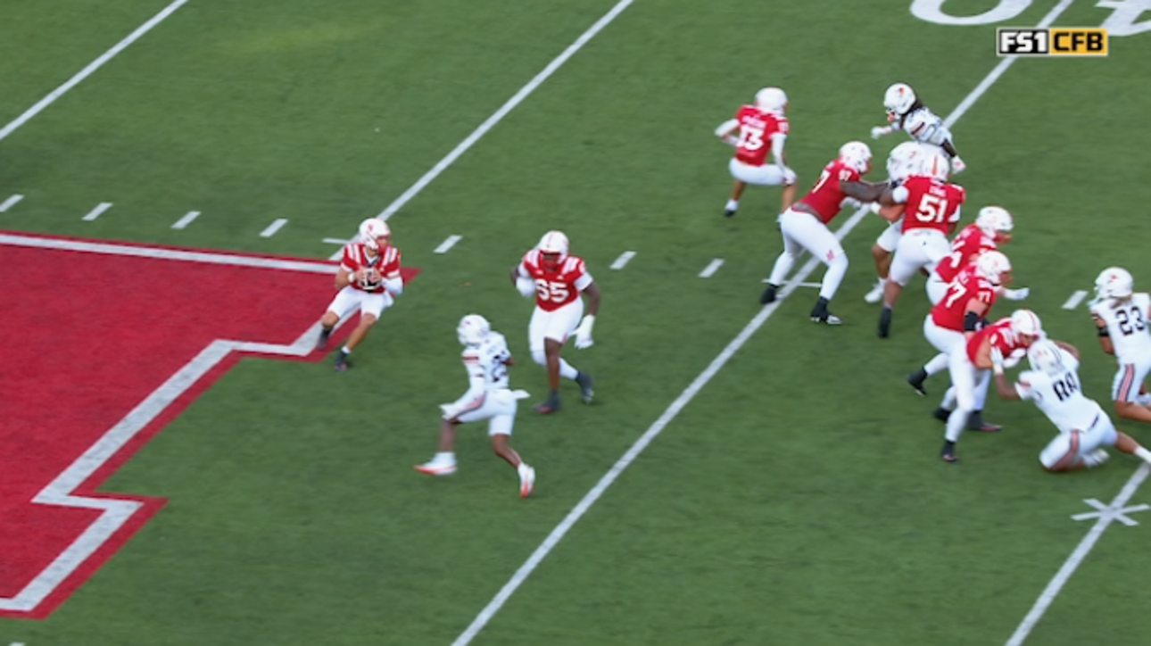 Nebraska's Anthony Colandrea connects with Jacory Barney Jr. to take the lead vs Bowling Green