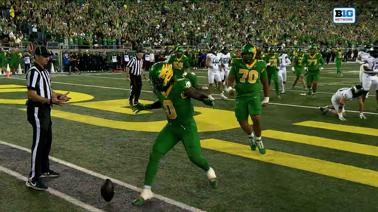 Jordon Davison rushes for 3-yard TD, giving Oregon early lead over Portland State