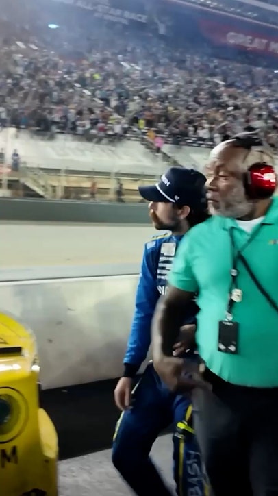 Bob Pockrass' view of Ryan Blaney vs. Carson Hocevar at Bristol 😱 