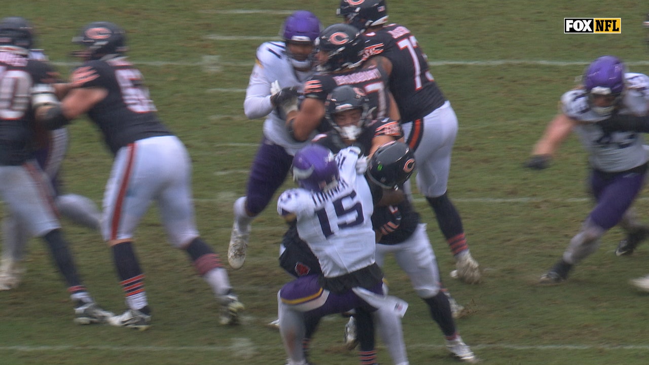Dallas Turner Seals Vikings’ 9-3 Win Over Bears with MONSTER Sack | NFL Highlights