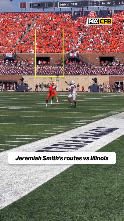 Jeremiah Smith was putting on a route-running clinic against Illinois last season 👀