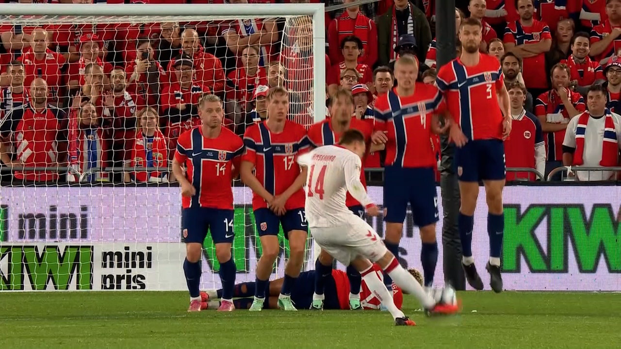 Denmark's Mikkel Damsgaard Scores Free-Kick Goal to Cut Deficit vs. Norway
