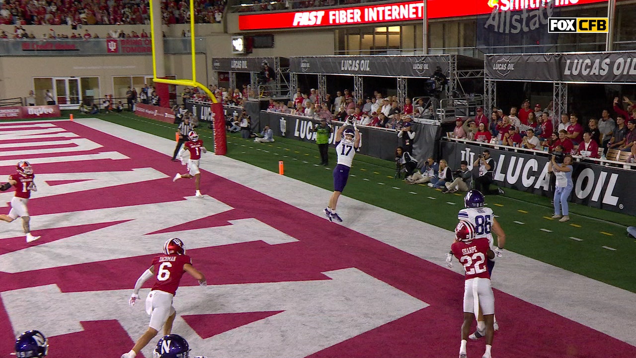 Aidan Chiles finds Griffin Wilde for 8-yard TD, shrinking Northwestern's deficit against Indiana