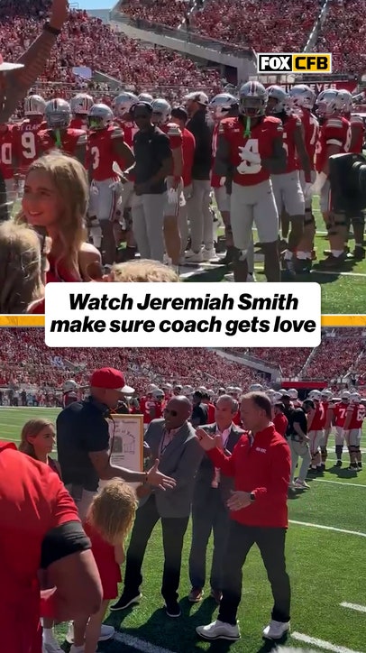 Jeremiah Smith made sure James Laurinaitis got his moment ❤️