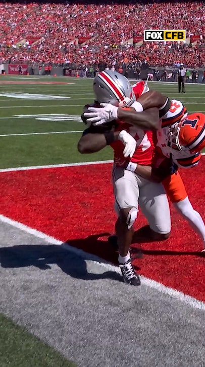 THERE GOES THAT DUDE 😤 Jeremiah Smith's third touchdown of the half