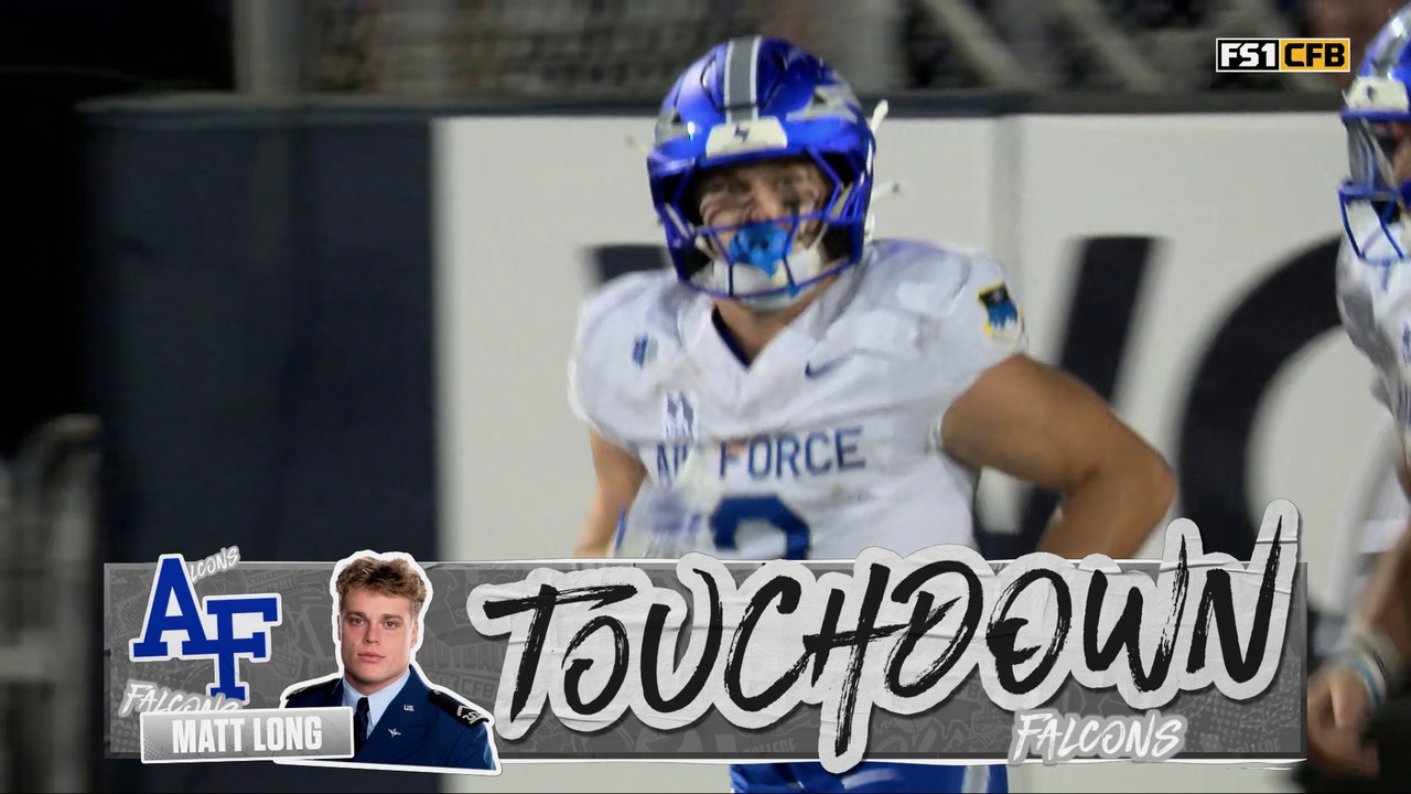 Air Force's Liam Szarka connects with Matt Long for seven-yard TD, giving lead over Nevada