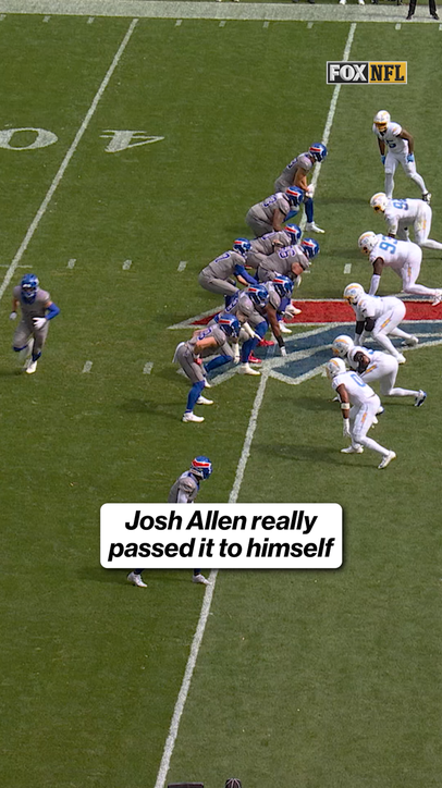 Josh Allen out here passing to himself 💪